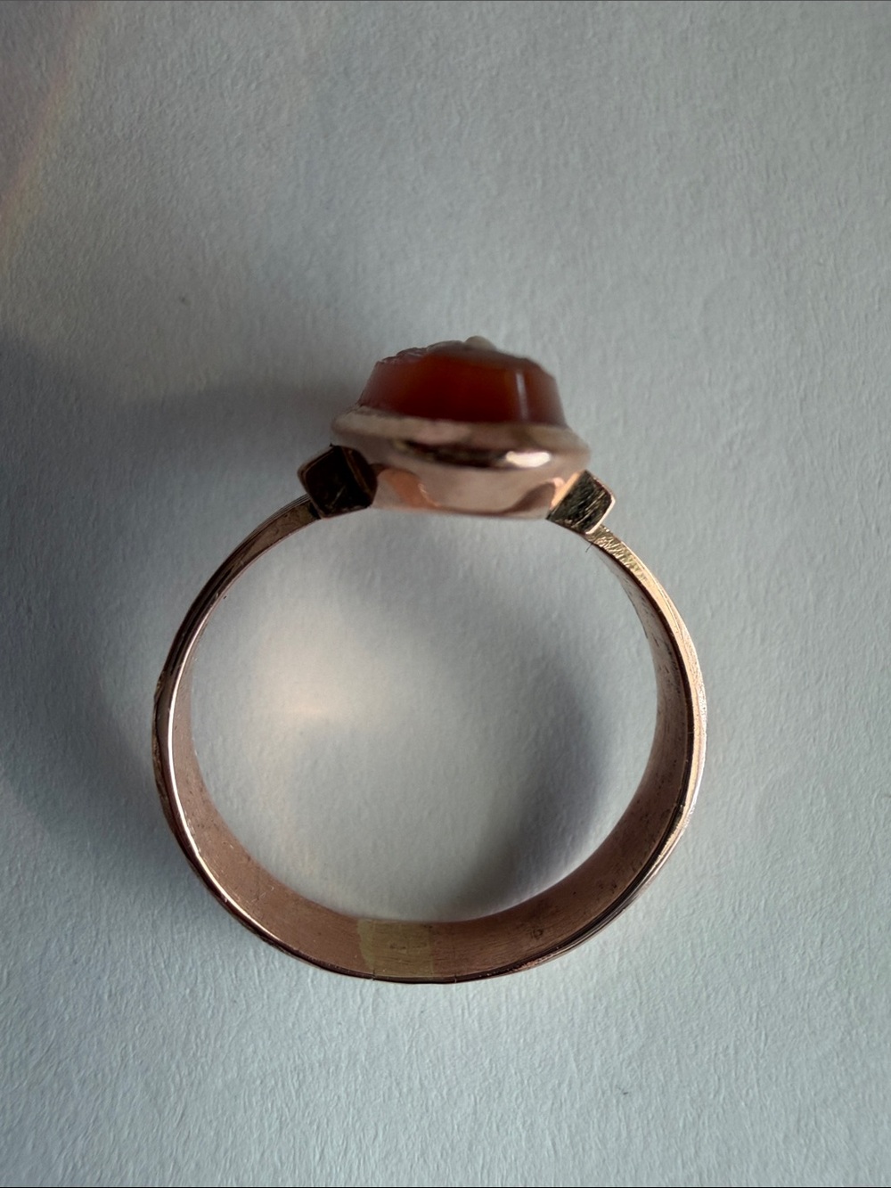14k gold Cameo Ring with White Cameo Figure - Picture 2 of 5